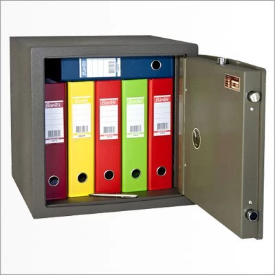 Взломостойкий сейф Safetronics NTR-39MLG